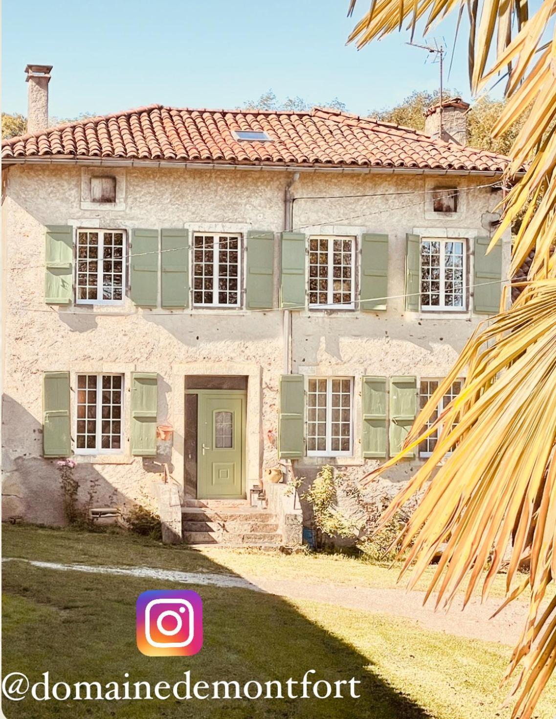 Domaine De Montfort *
